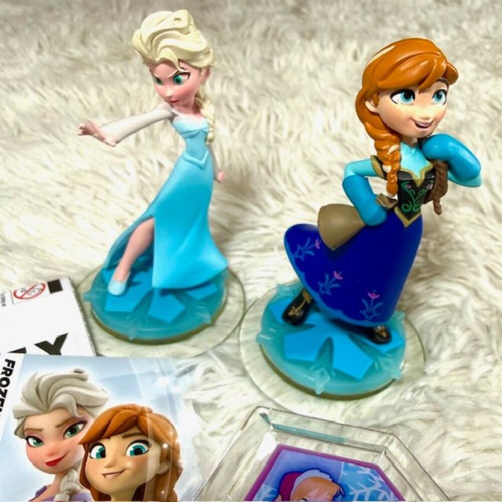 Disney Infinity Frozen Toy Box Set + Frozen Toy Box Card + 2 Power Discs Set